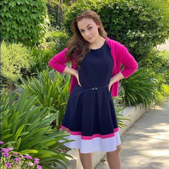 Meet your Posher, Elizabeth - Picture 3 of 6